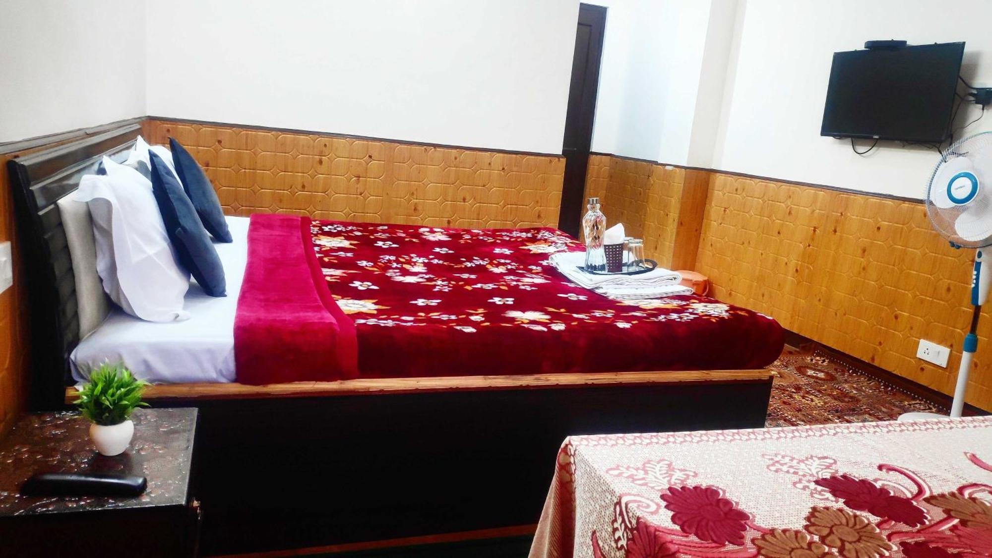 Hotel O New Shushant Regency Shimla Exterior photo